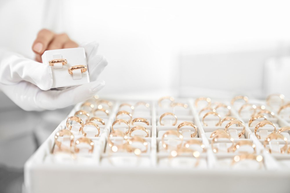 Common Mistakes Global Jewellers Make While Entering the UAE and How to Avoid Them